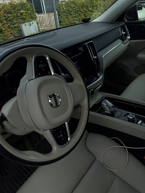 undefined Volvo V60 fra 2021