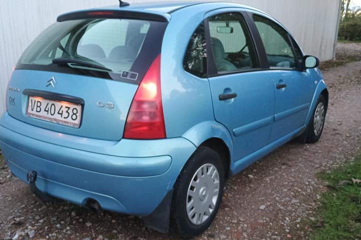 Blå Citroën C1 fra 2002