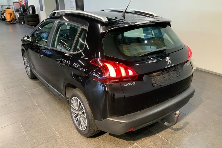 Sort Peugeot 2008 fra 2018