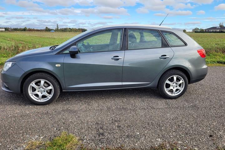 Grå Seat Ibiza fra 2014
