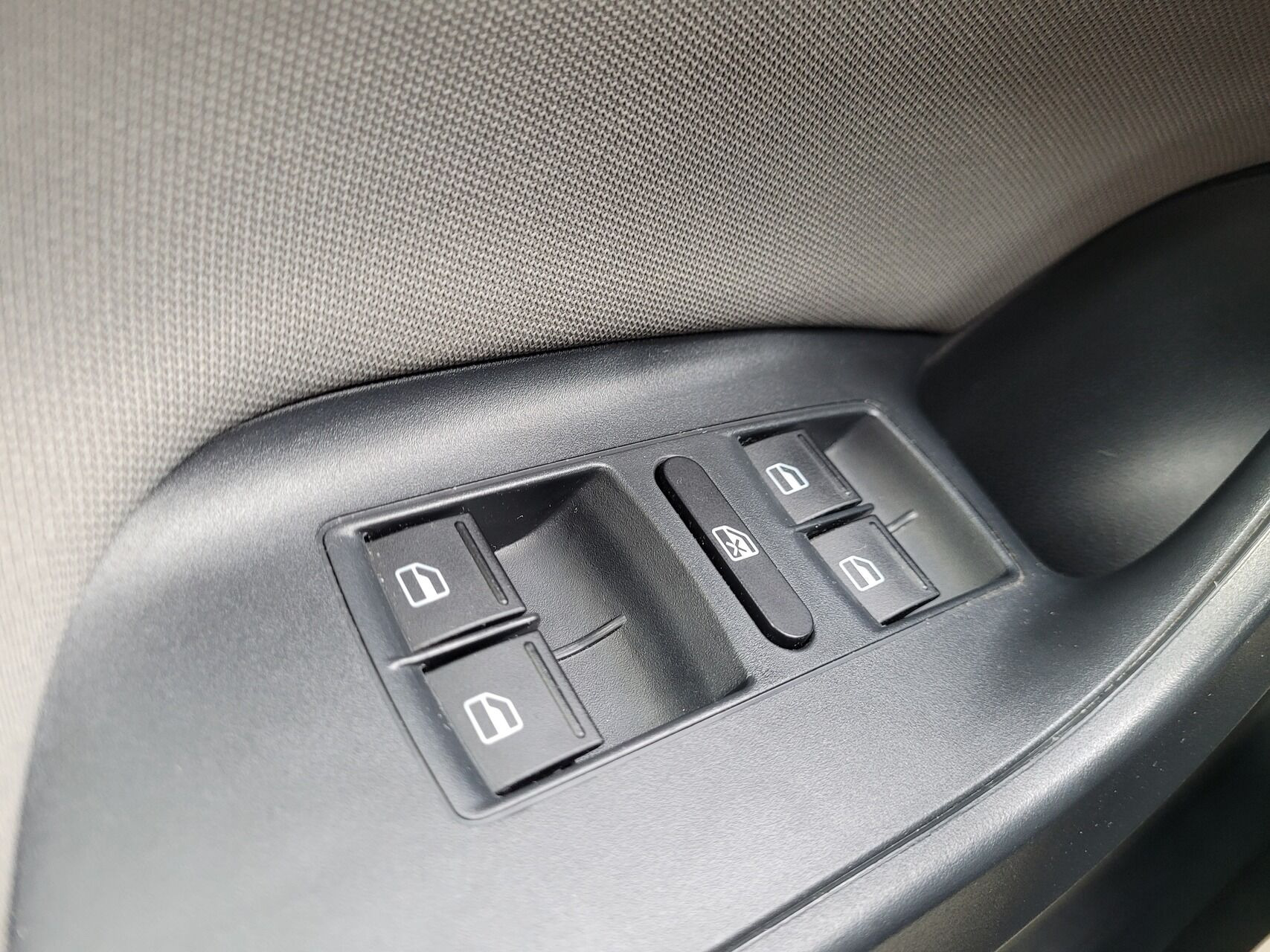 Grå Seat Ibiza fra 2014