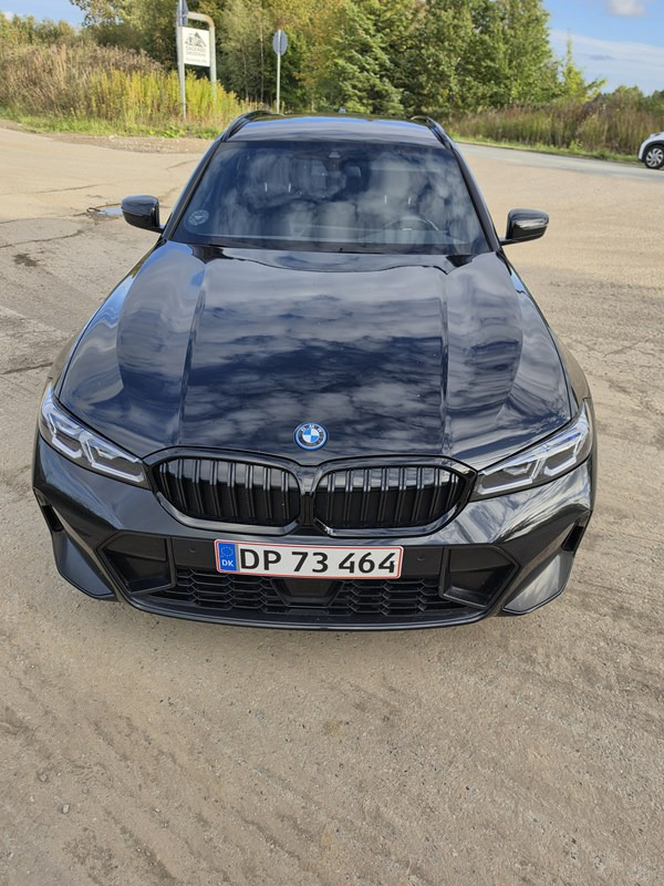 undefined BMW 330e fra 2023