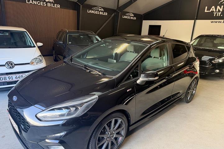 Sort Ford Fiesta fra 2021