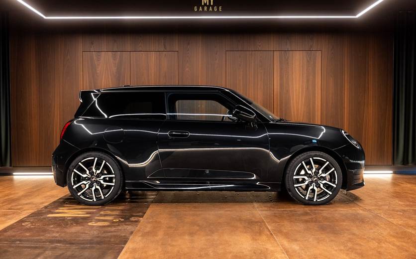 Mini Cooper SE JCW Trim L