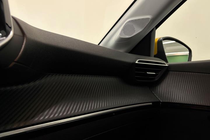 undefined Peugeot 208 fra 2021