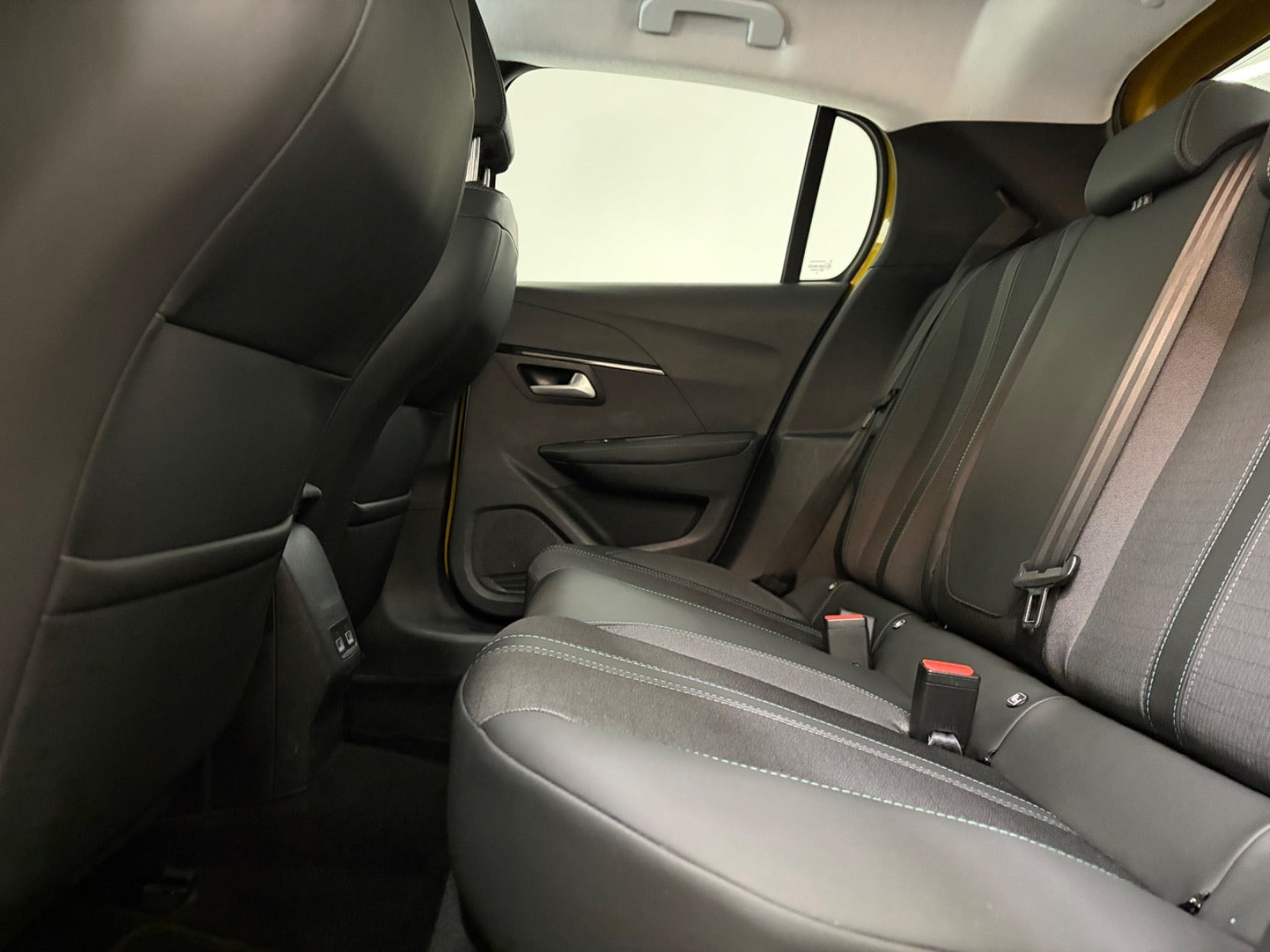 undefined Peugeot 208 fra 2021
