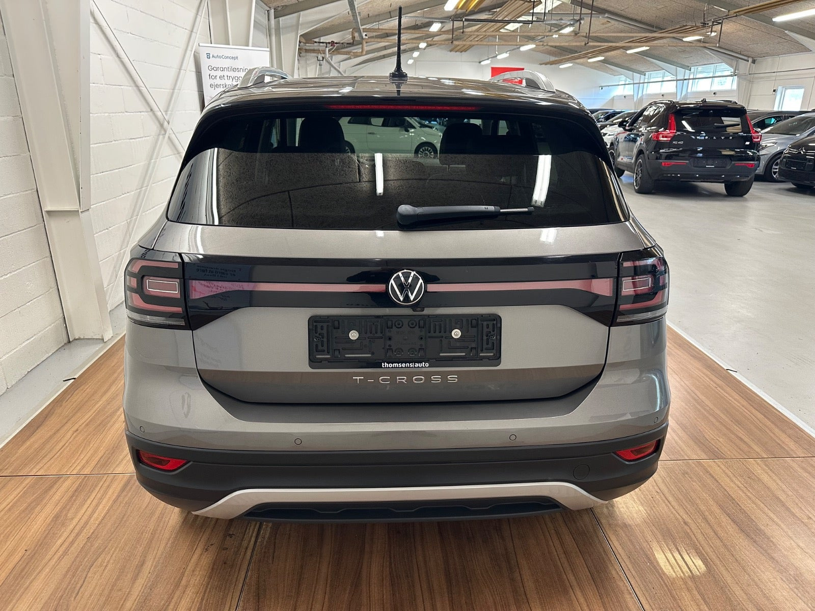 Grå VW T-Cross fra 2021