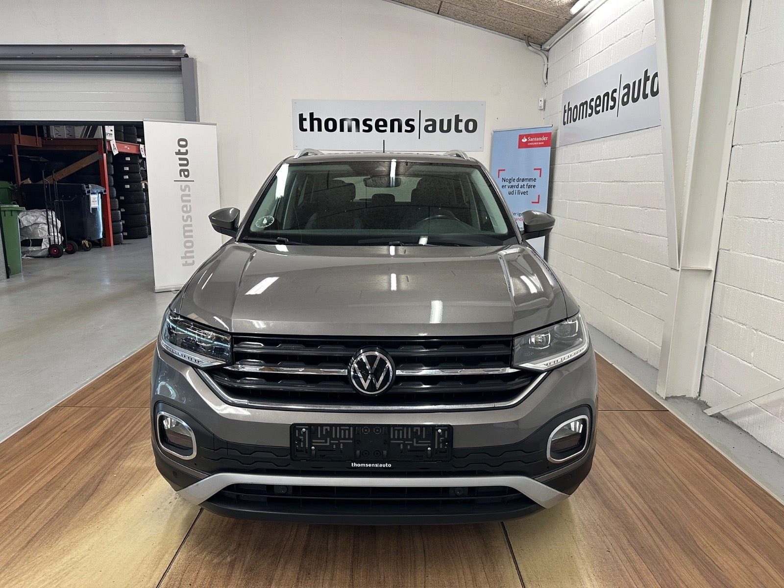 Grå VW T-Cross fra 2021