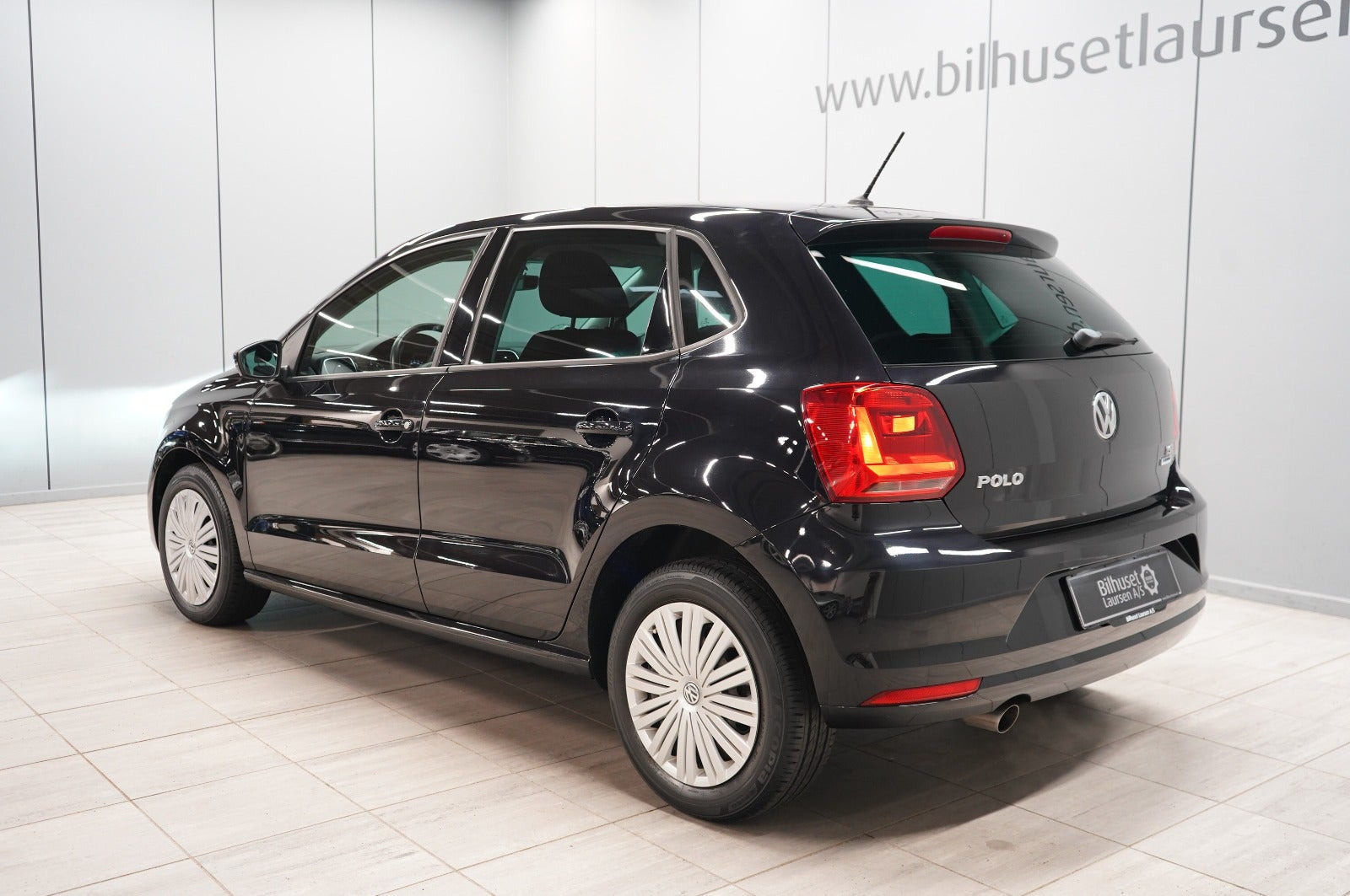 Sort VW Polo fra 2017