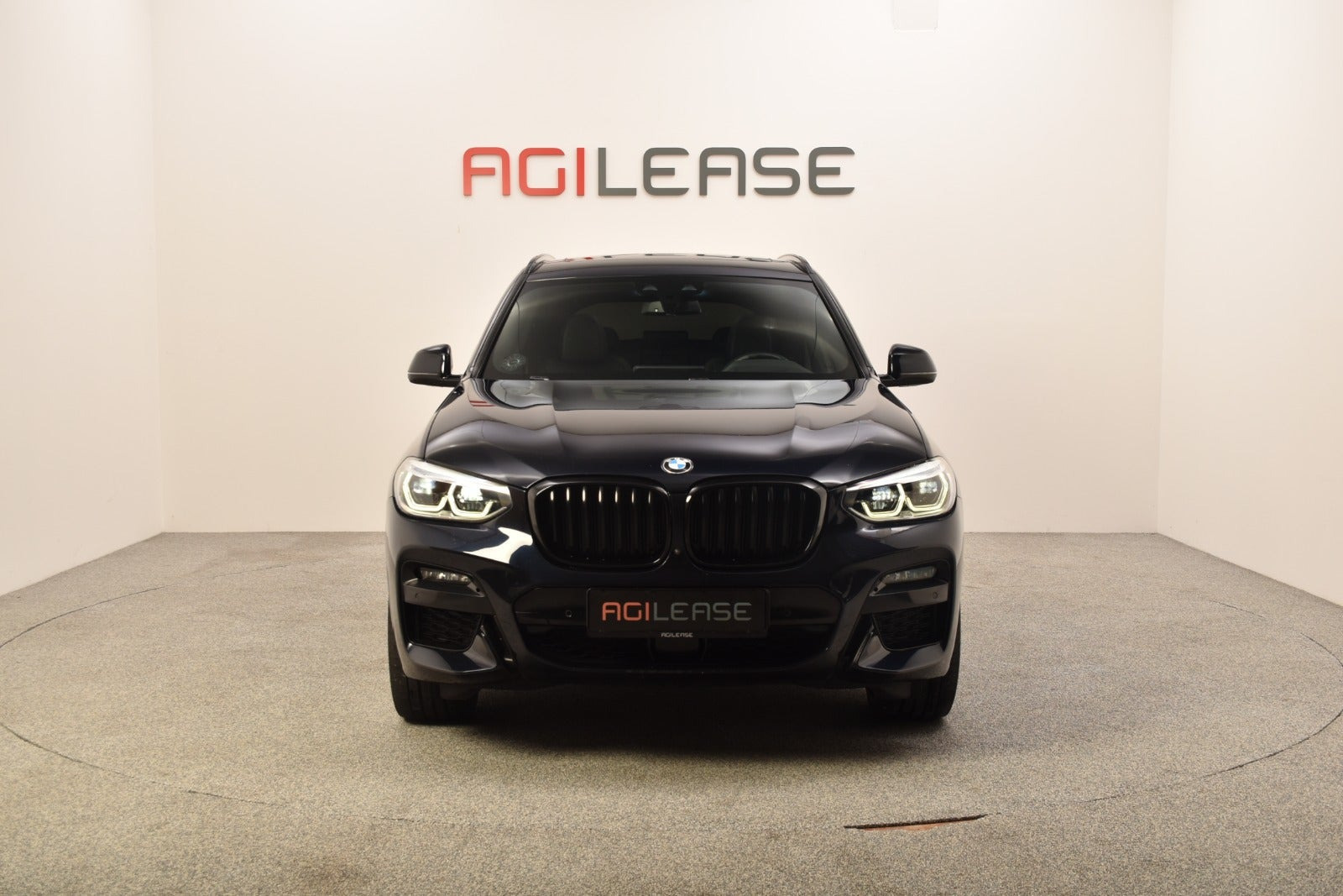 Sort BMW X3 fra 2020