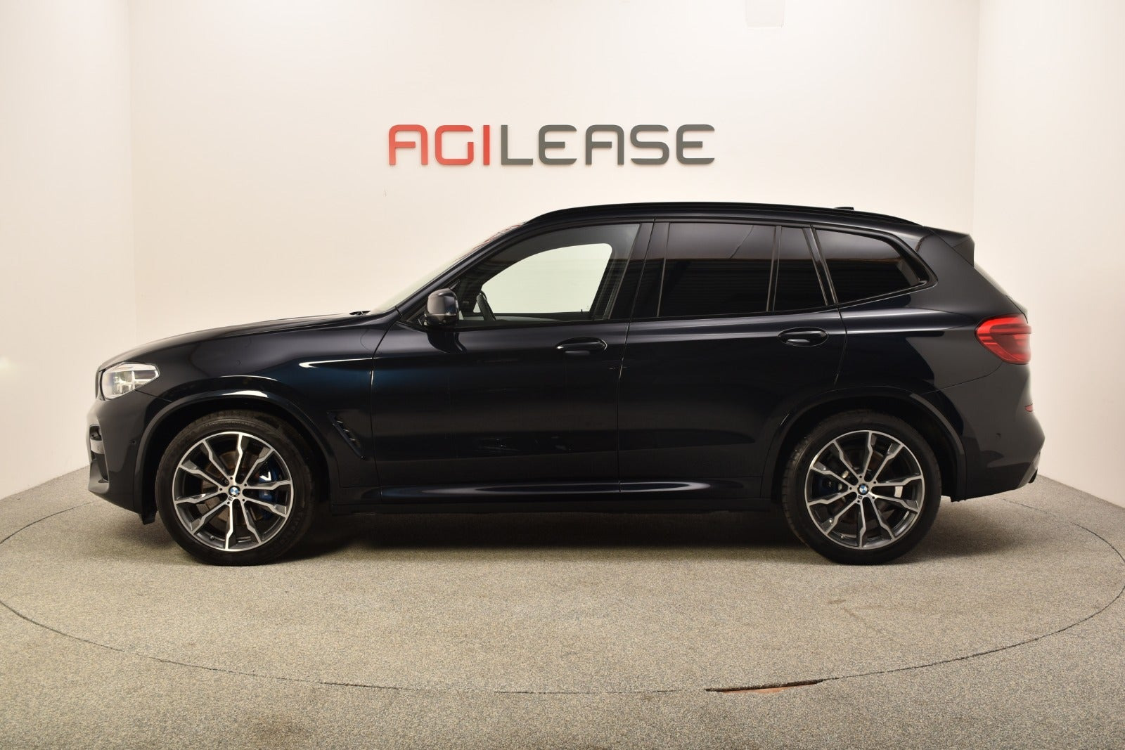Sort BMW X3 fra 2020