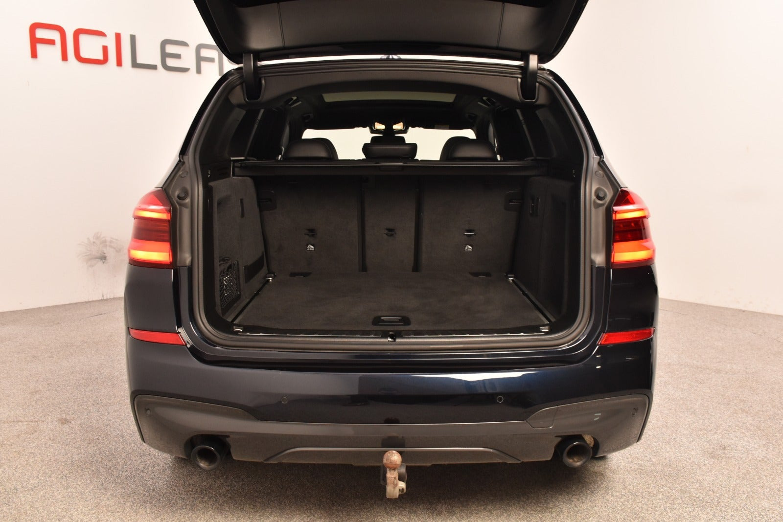 Sort BMW X3 fra 2020