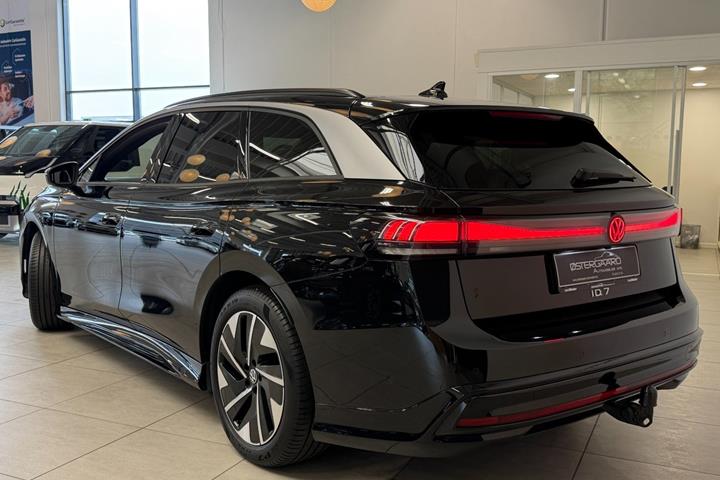 Sort VW ID.7 fra 2025
