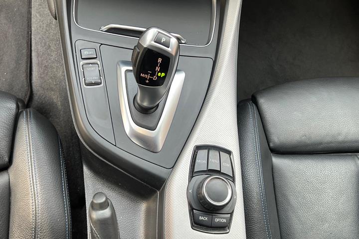 undefined BMW 120i fra 2019