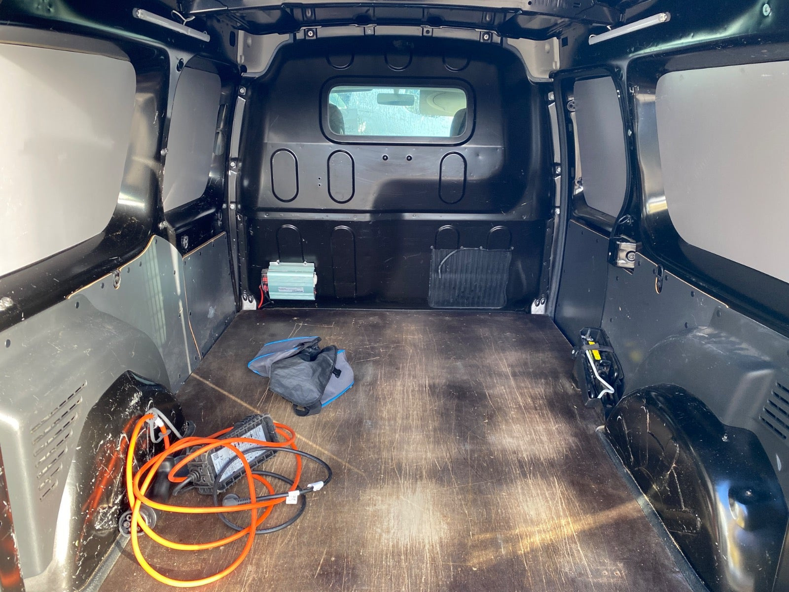 Sort Renault Kangoo fra 2019
