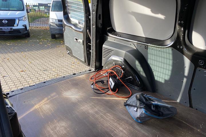 Sort Renault Kangoo fra 2019