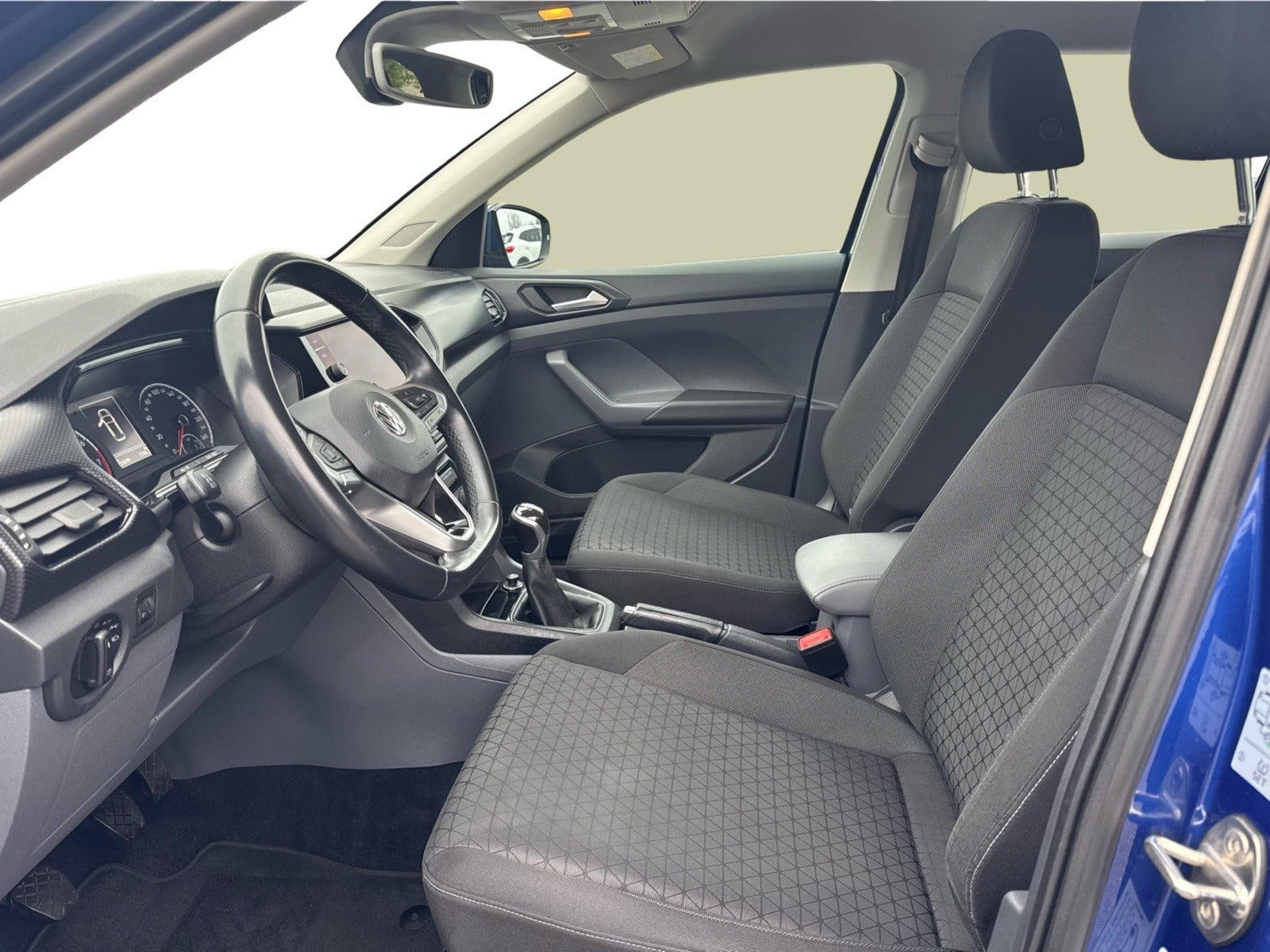 Blå VW T-Cross fra 2019