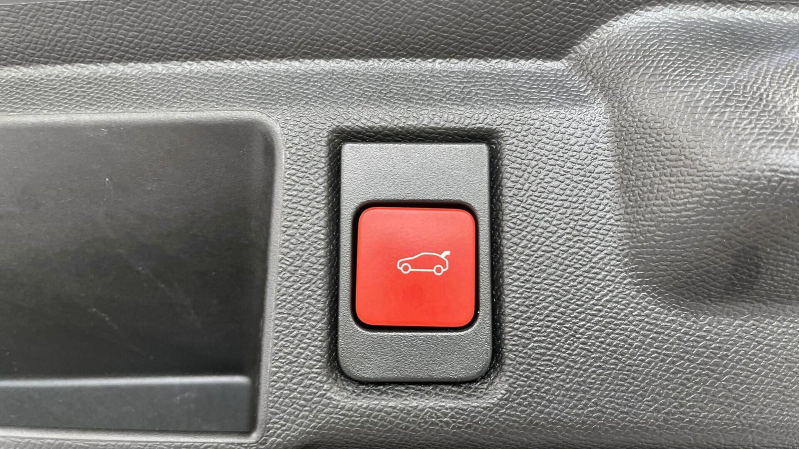 Grå Opel Grandland-e fra 2025