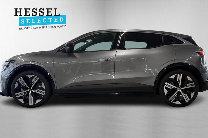 Grå Renault Megane E-Tech fra 2025