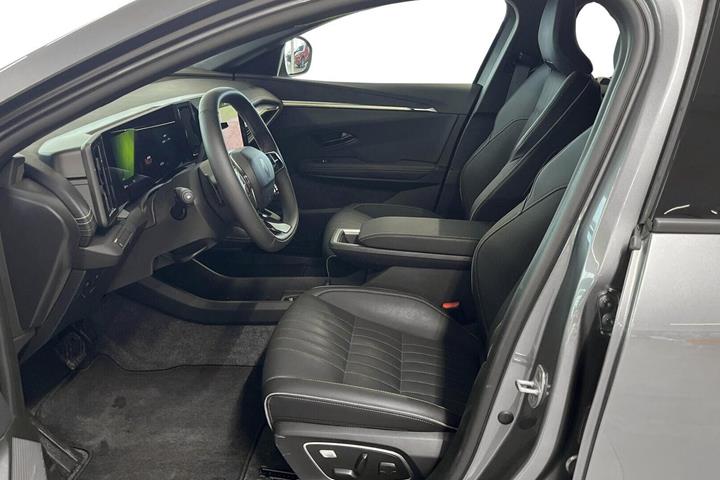 Grå Renault Megane E-Tech fra 2025