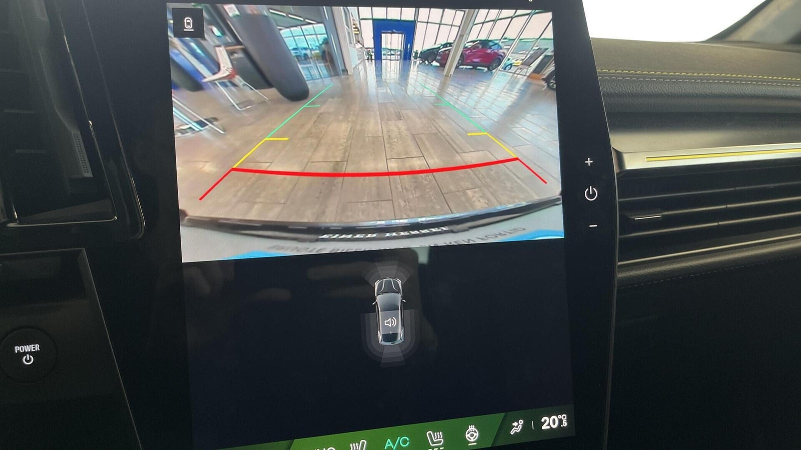 Grå Renault Megane E-Tech fra 2025