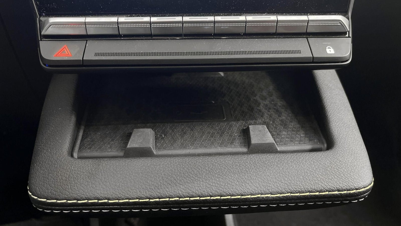 Grå Renault Megane E-Tech fra 2025