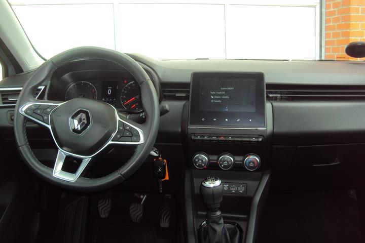 Sølv Renault Clio V fra 2023