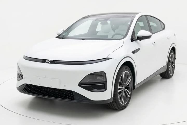 Hvid Xpeng G6 fra 2024
