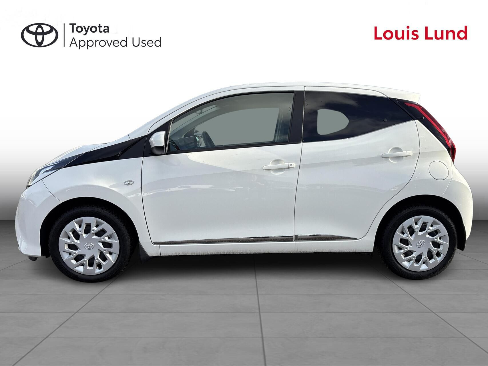 Hvid Toyota Aygo fra 2019