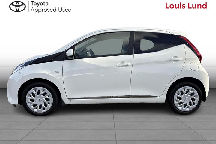 Hvid Toyota Aygo fra 2019