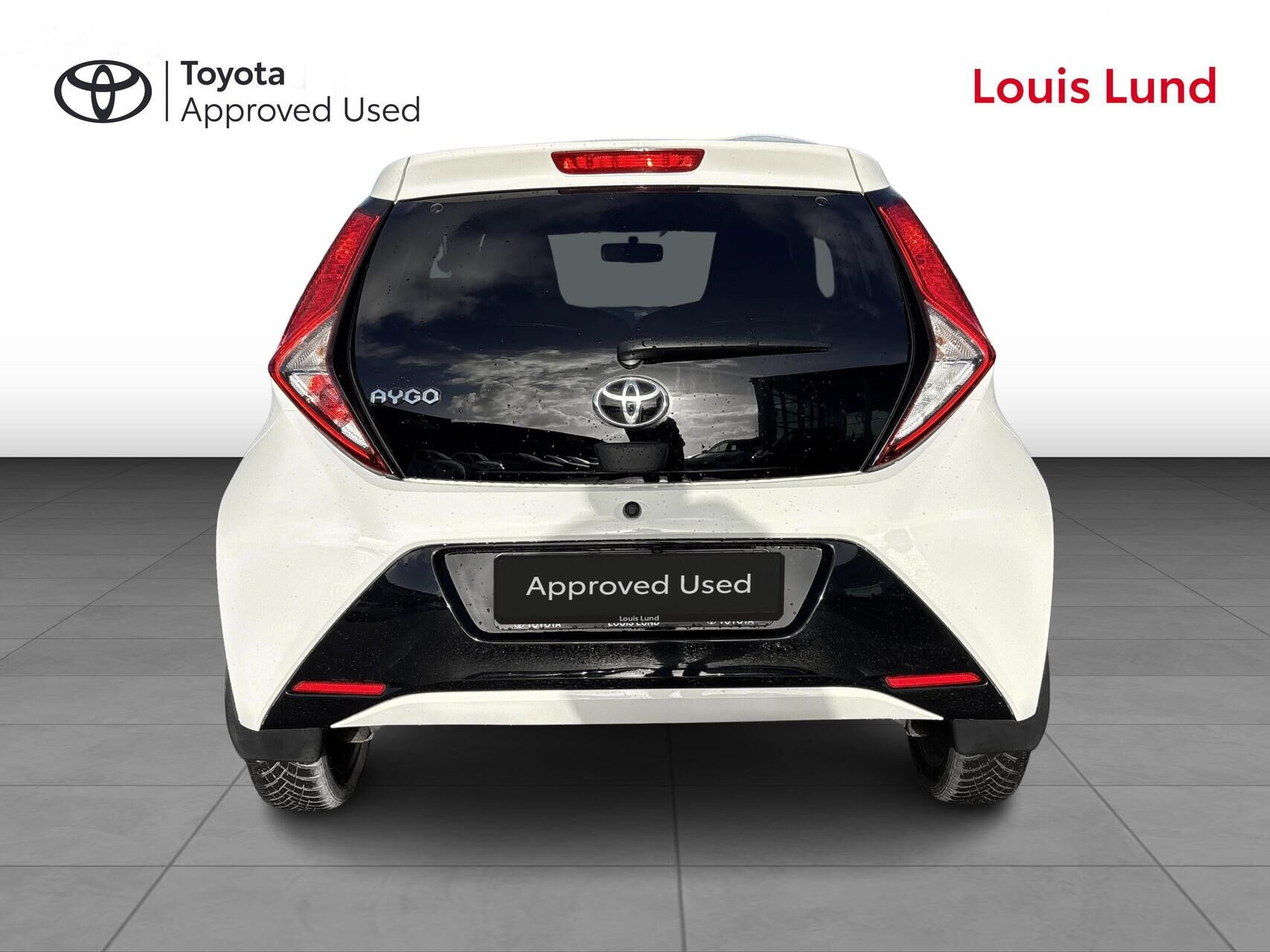 Hvid Toyota Aygo fra 2019