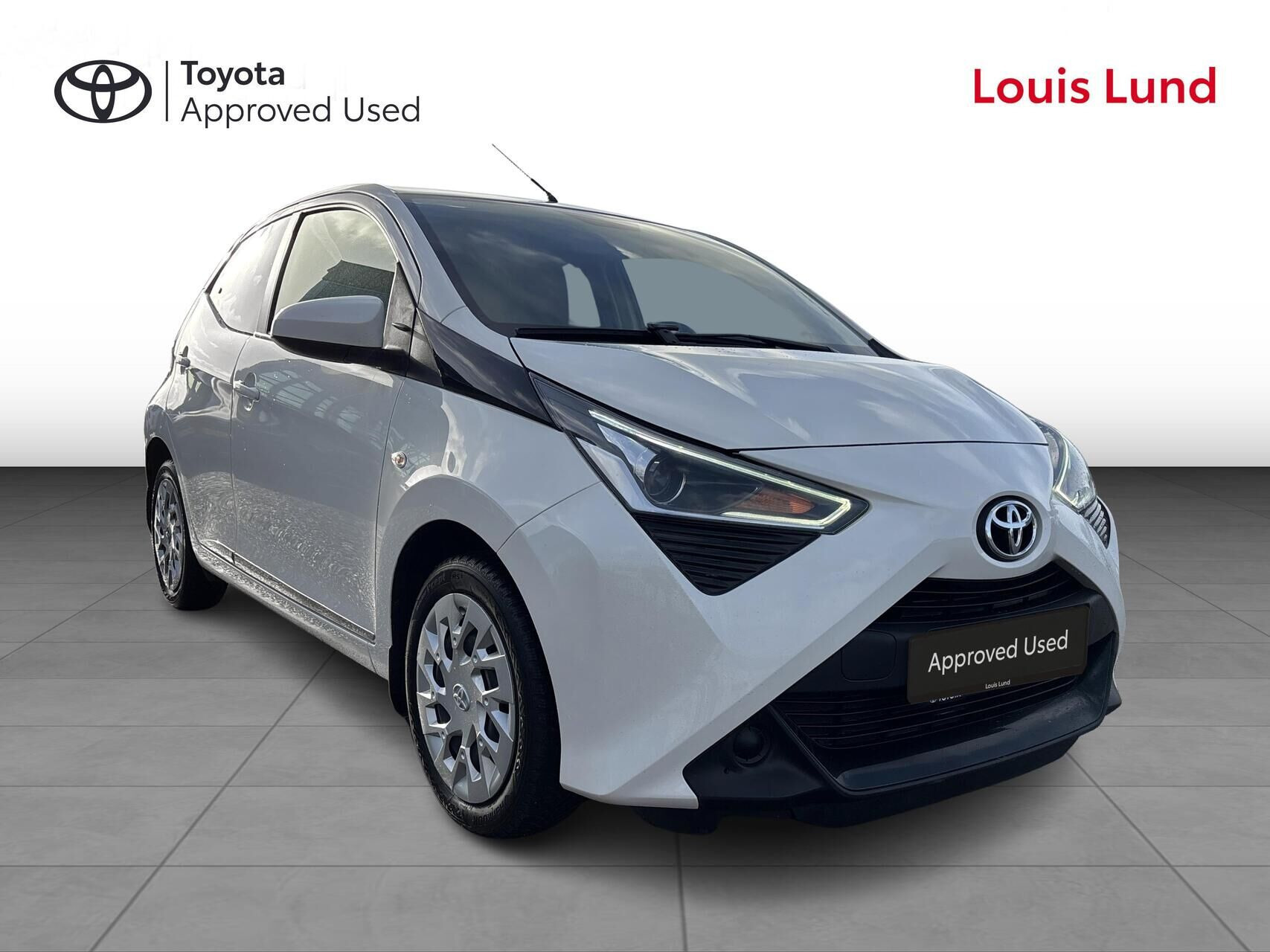 Hvid Toyota Aygo fra 2019