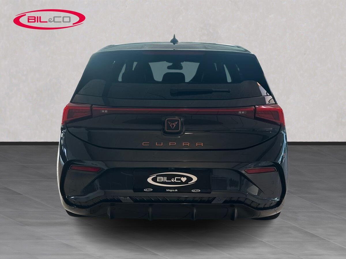 Grå Cupra Born fra 2022