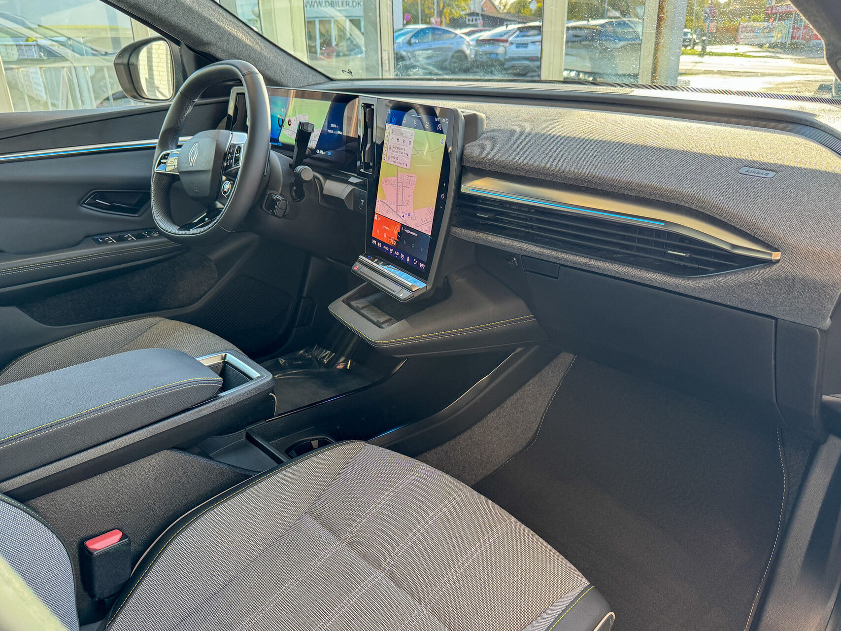 Hvid Renault Scénic fra 2026