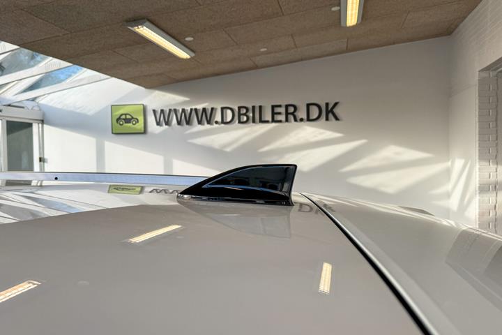 Hvid Renault Scénic fra 2026