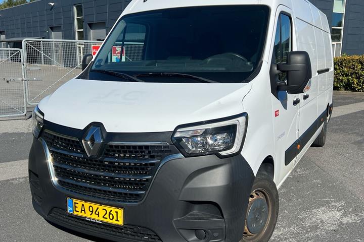 Hvid Renault Master fra 2020