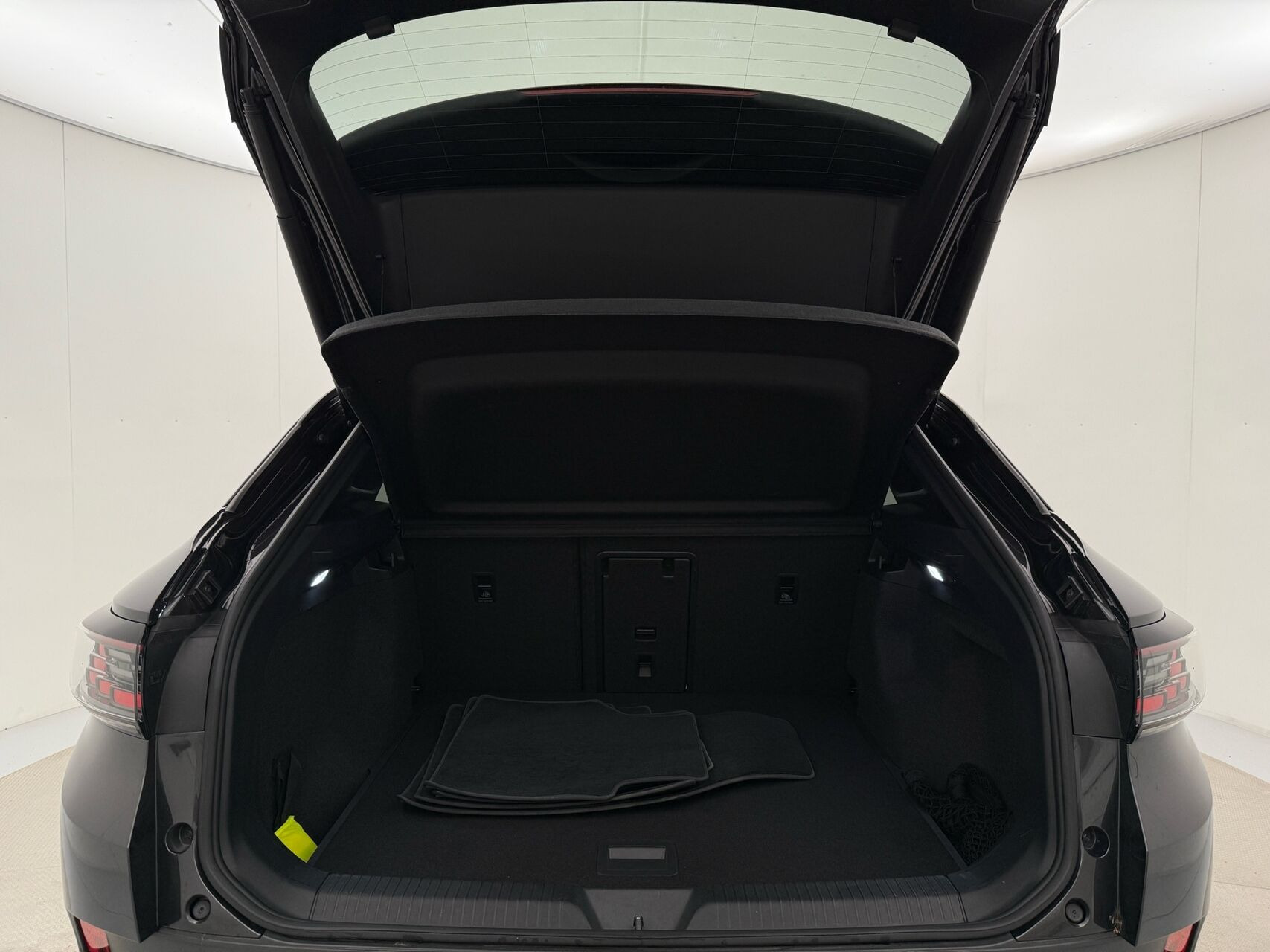 Grå VW ID.4 fra 2022