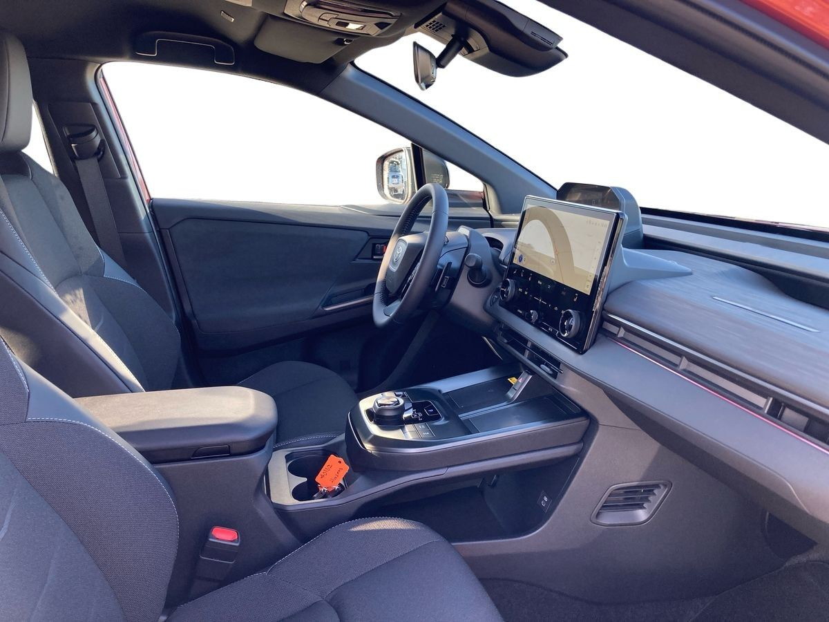 undefined Toyota C-HR+ fra 2026