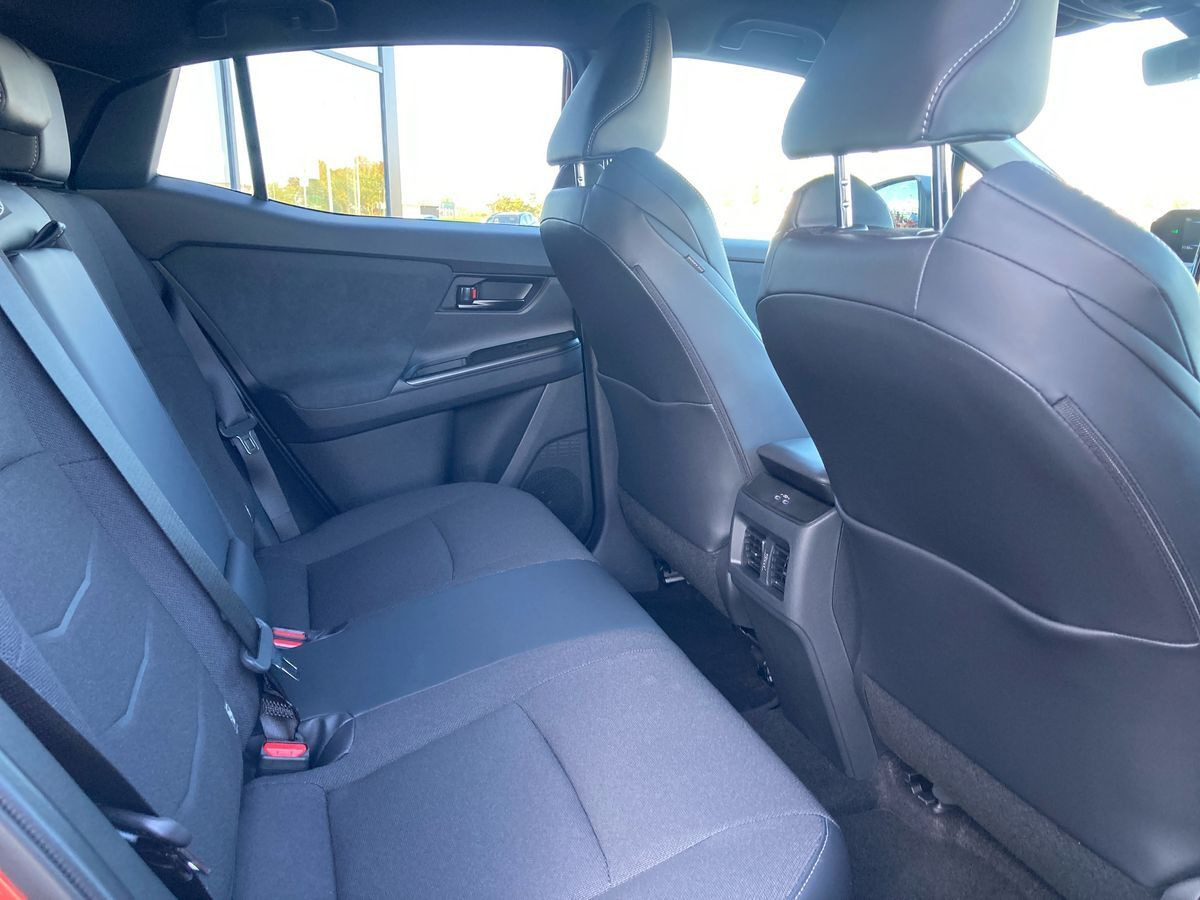 undefined Toyota C-HR+ fra 2026