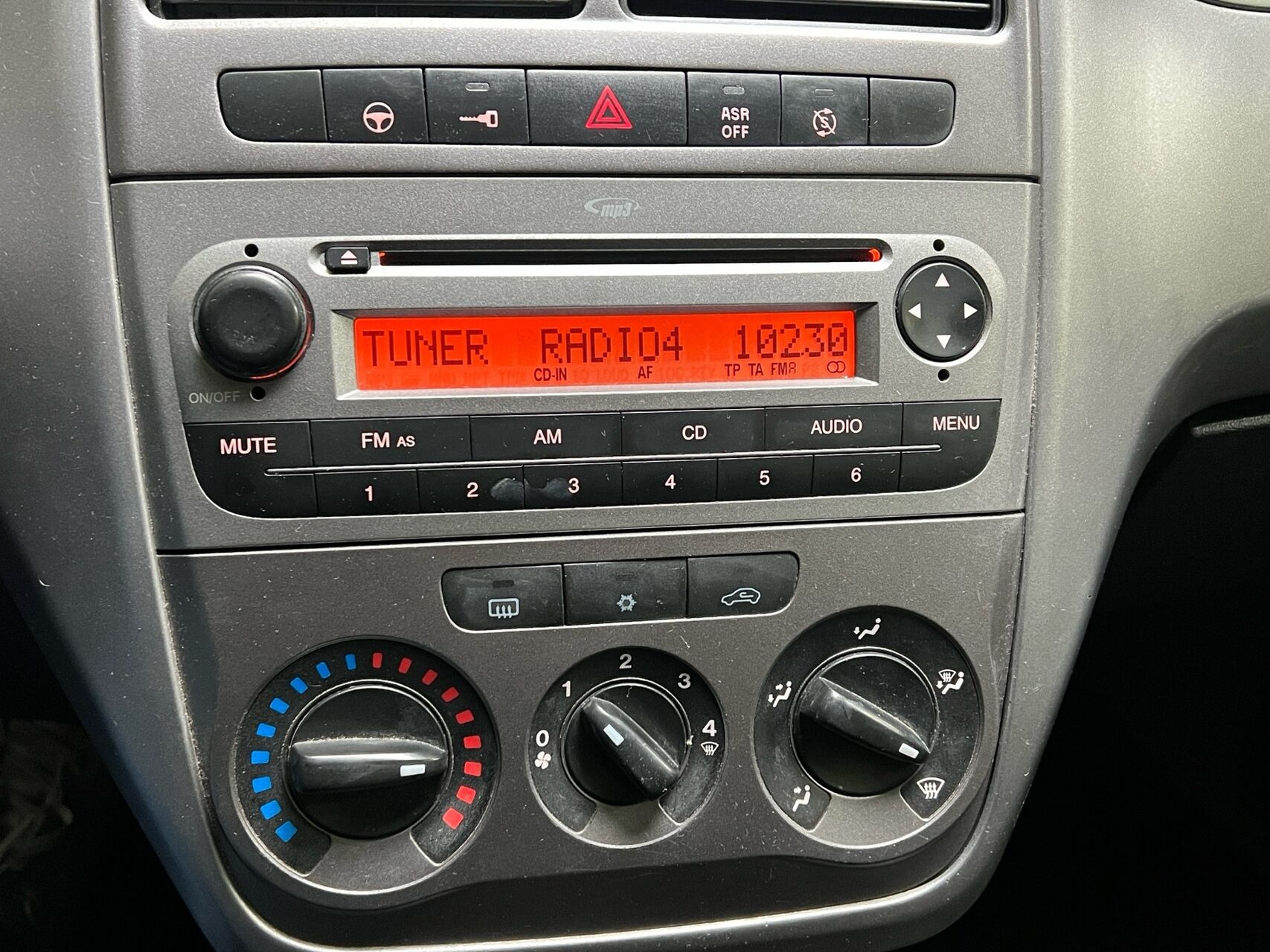 Sort Fiat Punto fra 2012