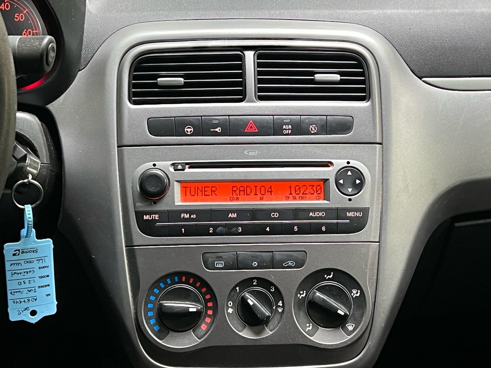 Sort Fiat Punto fra 2012