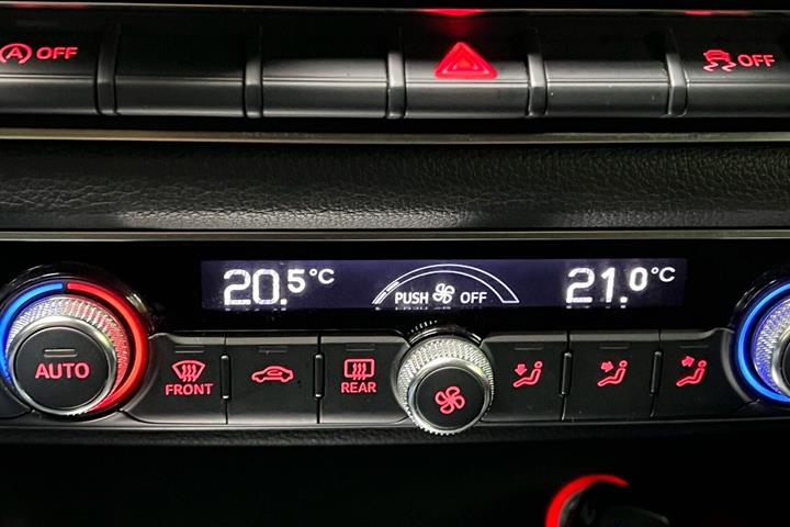 Grå Audi A3 fra 2013