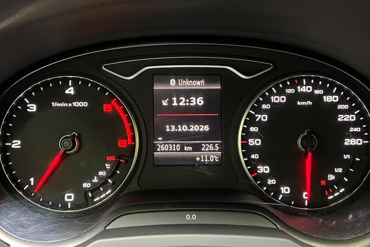 Grå Audi A3 fra 2013