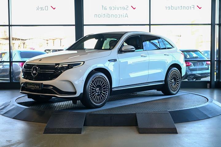 Hvid Mercedes EQC400 fra 2021