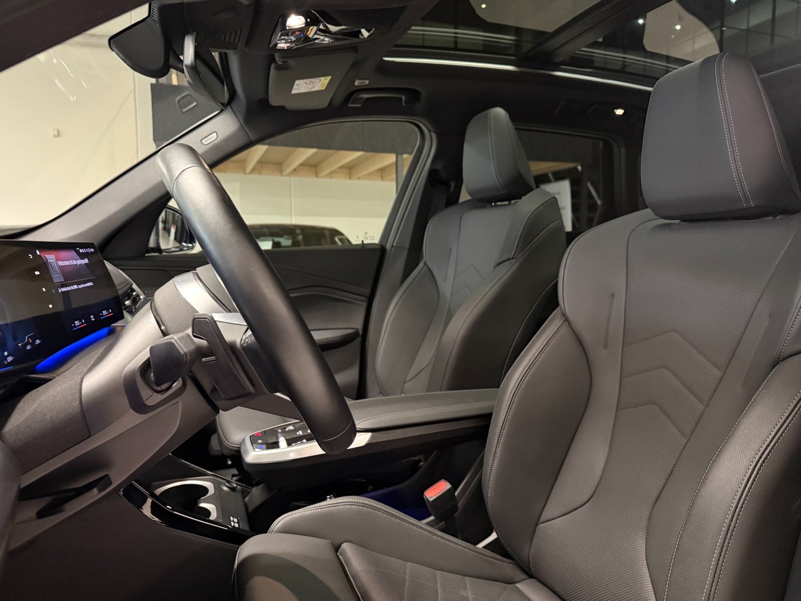 Sort BMW iX1 fra 2023