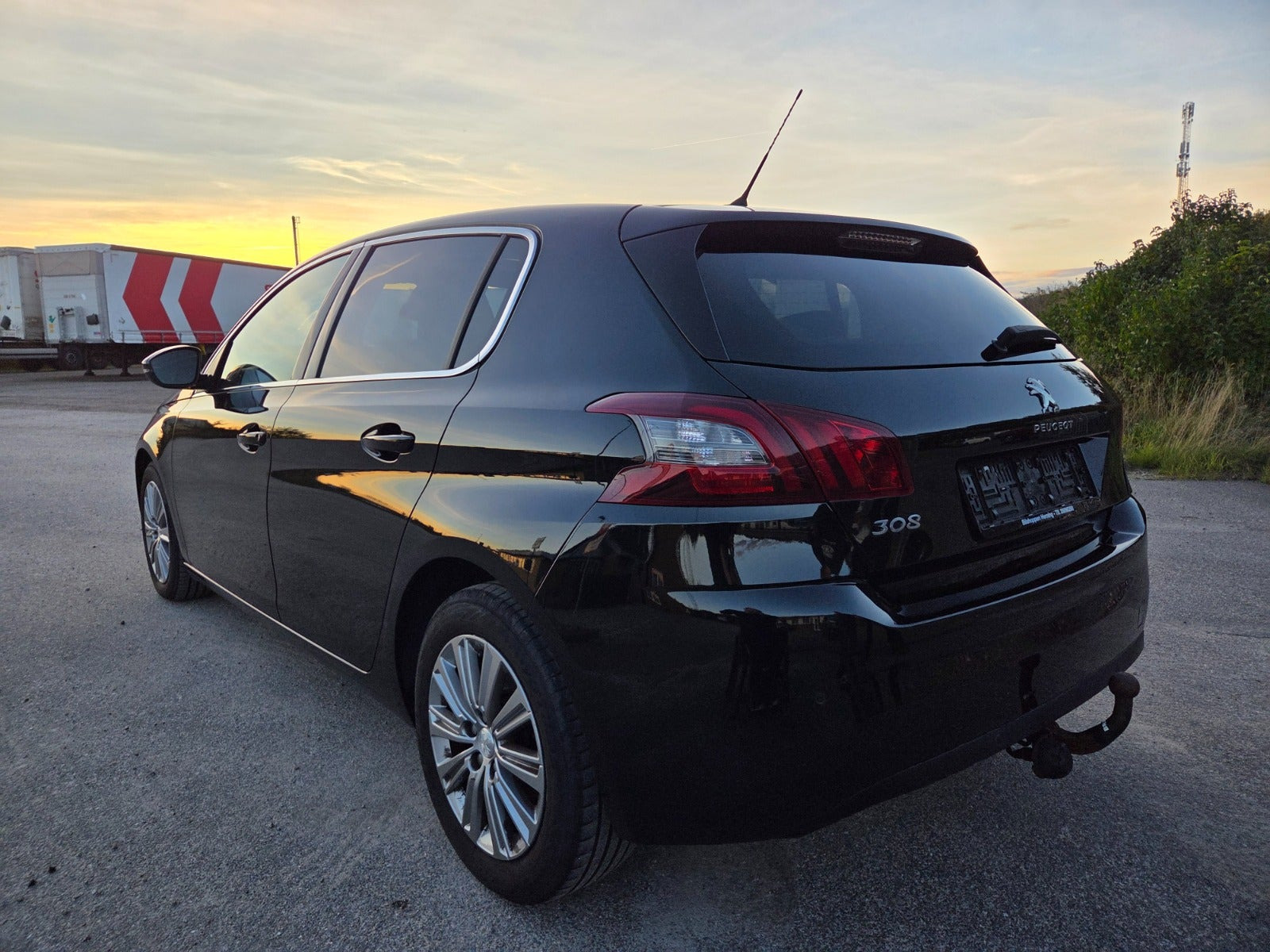Sort Peugeot 308 fra 2020
