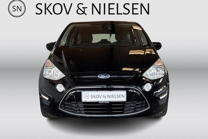Sort Ford S-MAX fra 2010