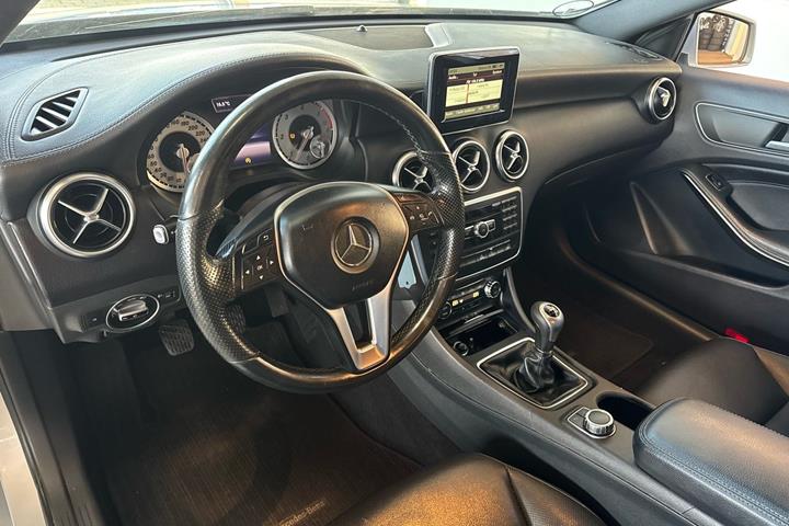 undefined Mercedes A200 fra 2015
