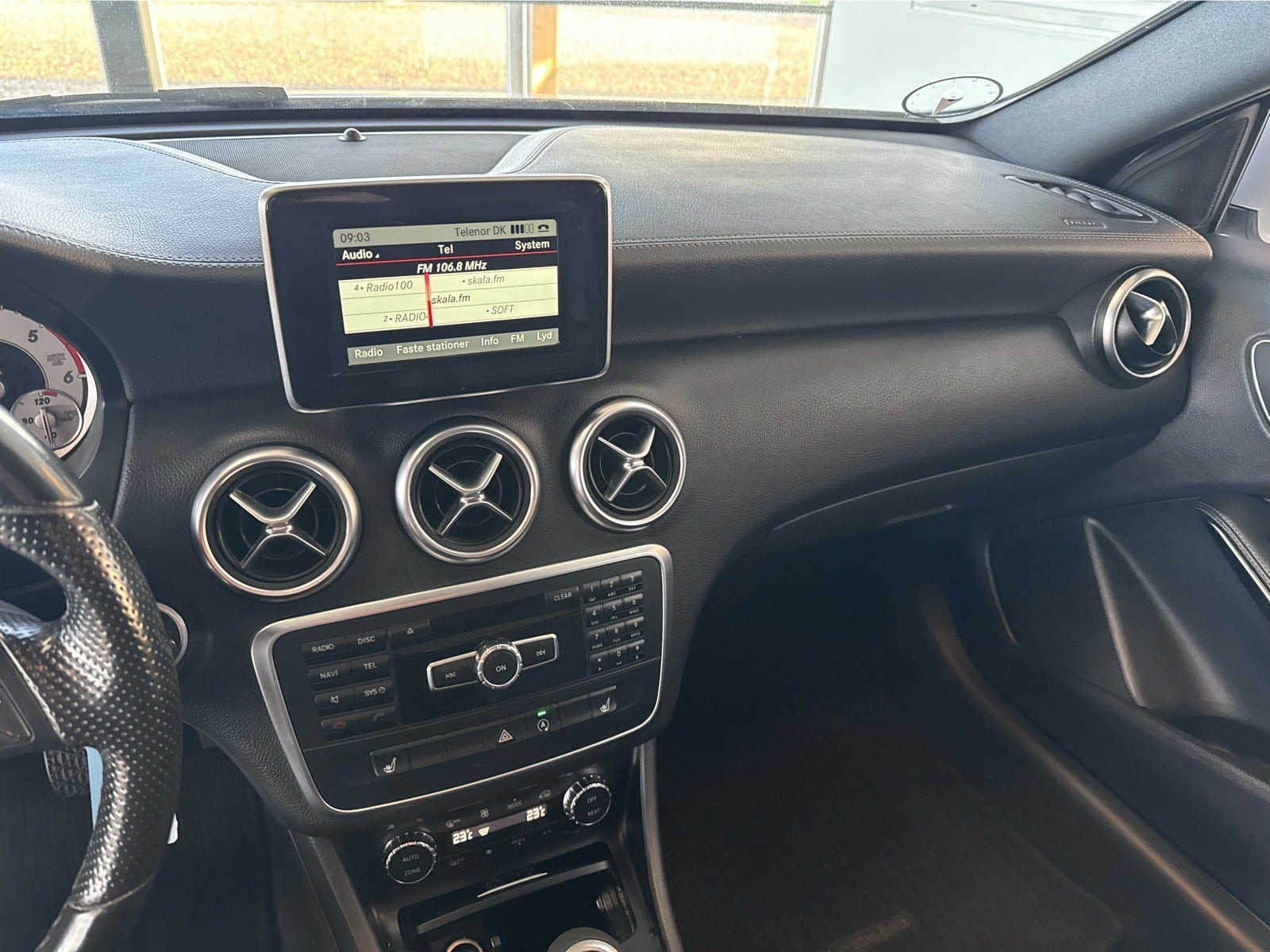 undefined Mercedes A200 fra 2015