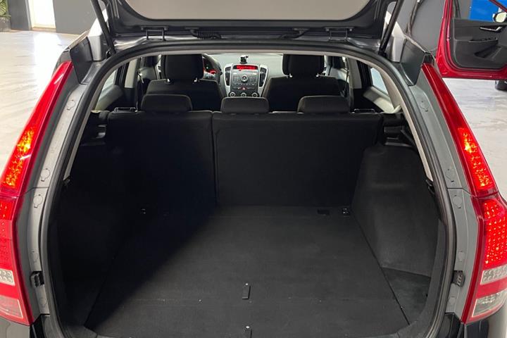 Sort Kia Ceed fra 2010